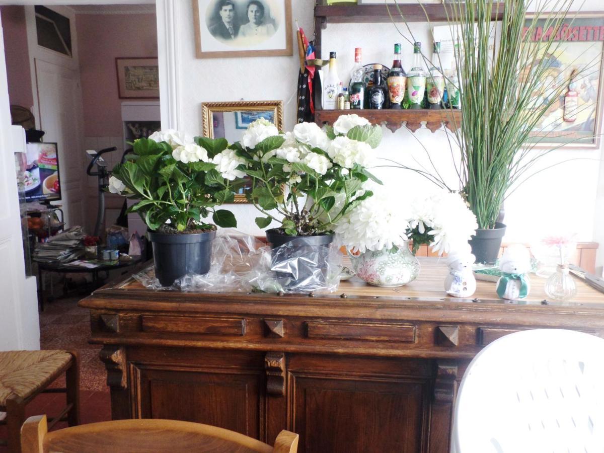 Bed and Breakfast Les Marronniers La Chapelle-sous-Brancion Экстерьер фото